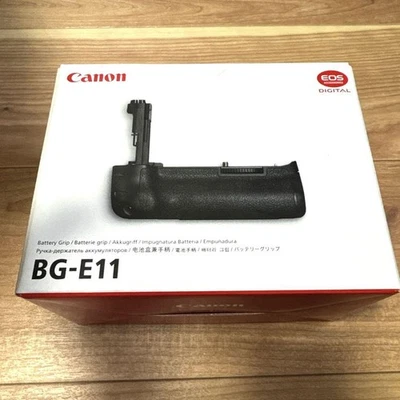 [Unused] Canon BG-E11 Battery Grip for EOS 5D - Image 1 of 3