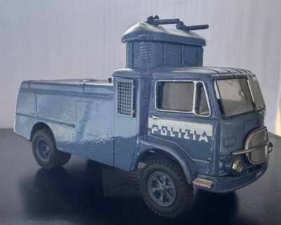 OM 643 IDRANTE POLIZIA 1/43  ARTIGIANALE ITALIA 43  RARISSIMO - Immagine 1 di 4