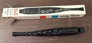 Conn Song Flute Red 971 - Picture 1 of 5
