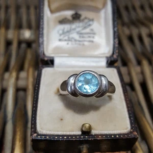 Sterling Silber Solitär Ring rund Blautopas Edelstein UK Größe N,5 / US 7 / EU 54,5 - Bild 1 von 9
