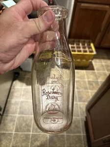 Rose Lawn Dairy ACL Quart Milk Bottle Neenah-Menasha Wisconsin - Picture 1 of 16