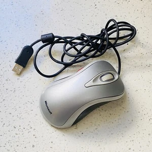 Microsoft Wired USB Comfort Optical Mouse 3000 Model 1043 X802474-001 - Picture 1 of 5