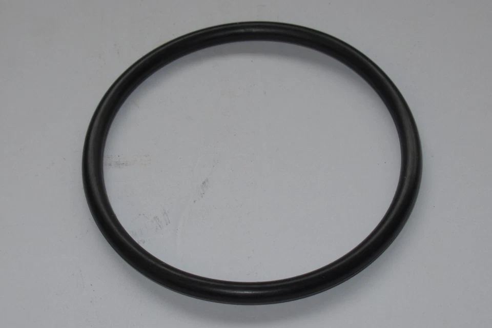 Norton gas tank o-ring retaining band Feather bed slimline NM22764 Atlas 06-7819 - Image 1 of 1