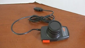 CONTROLADOR DE CONDUCCIÓN ATARI de colección para SISTEMAS DE JUEGO ATARI - Imagen 1 de 2
