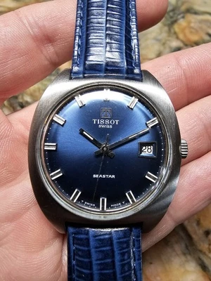 Vtg 1970's Men's Tissot Seastar 36mm 17 Jewel Manual Electric Blue Dial Swiss - Image 1 of 4