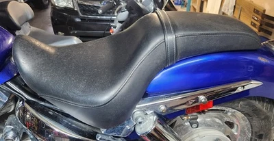 2004-2009 Honda VTX1300C OEM Seat w/10,418 Miles part# 77200-MEM-670 - Изображение 1 из 4