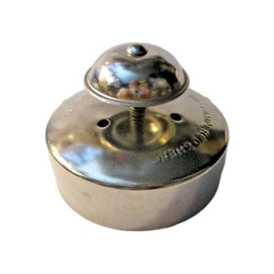 The Pampered Chef Cut-N-Seal 3.5" Sandwich Cutter and Sealer NICE! - Picture 1 of 18