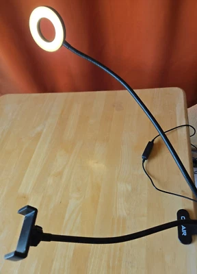 On Air Round Light 2 Colors Multi-Shades Selfie Livestream Phone Holder Clamp - Image 1 of 4