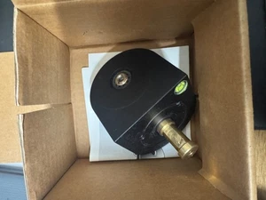 MANFROTTO 553 TRIPOD HEAD LEVELLING ADAPTER SPOTTING SCOPE , VIDEO CAMERAS, DSLR - Picture 1 of 22