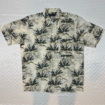 Andrew Fezza Short Sleeve Men's Medium Silk Shirt Beige Green Tropical Print - Image 1 of 4