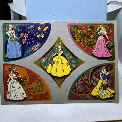 Disney Shopping - Princess Garden Card - Set LE 1000 Pin 56541 - Image 1 of 4