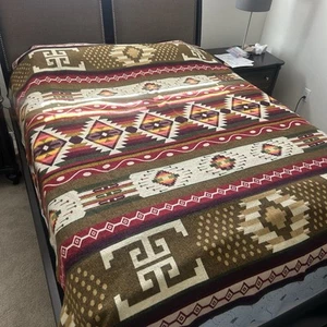 SOFT & WARM ALPACA WOOL BLANKET QUEEN AZTEC GEOMETRIC PATTERN NEVER USED 80x84in - Picture 1 of 6