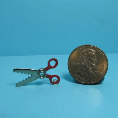 HANDLEY Dollhouse Miniature Crafting Pinking Shears Scissors MUL459