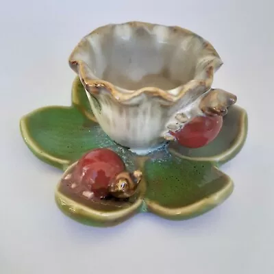 Подсвечник майолика цветок с божьими коровками - Изображение 1 из 4