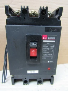 🔥LG ABS 53 50 AMP CIRCUIT BREAKER 3 POLE 600 VAC W/ SHUNT TRIP - Picture 1 of 9