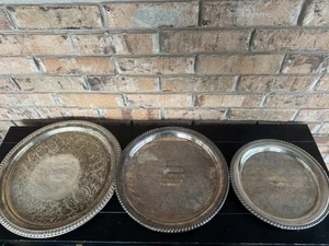 "Juego de 3 bandejas para servir vintage plateadas ornamentadas grabadas redondas 14"" 12"" 10"""  - Imagen 1 de 11