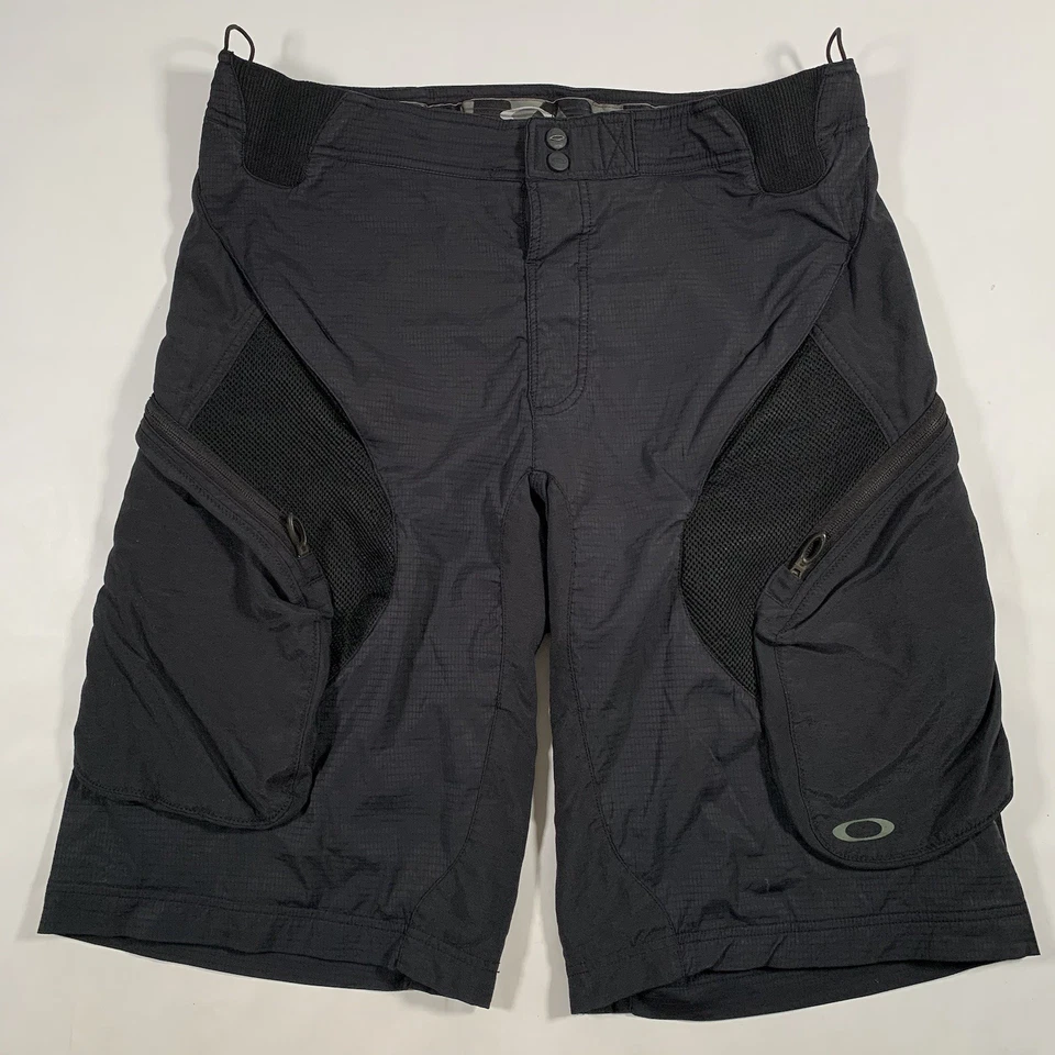 Vintage Oakley Software MTB Cargo Shorts Mens XL X-Large Tech Hiking Outdoor - Image 1 of 4