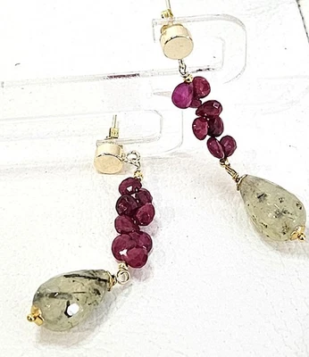 Orecchini in argento 925, rubini e prehnite naturali - Immagine 1 di 4