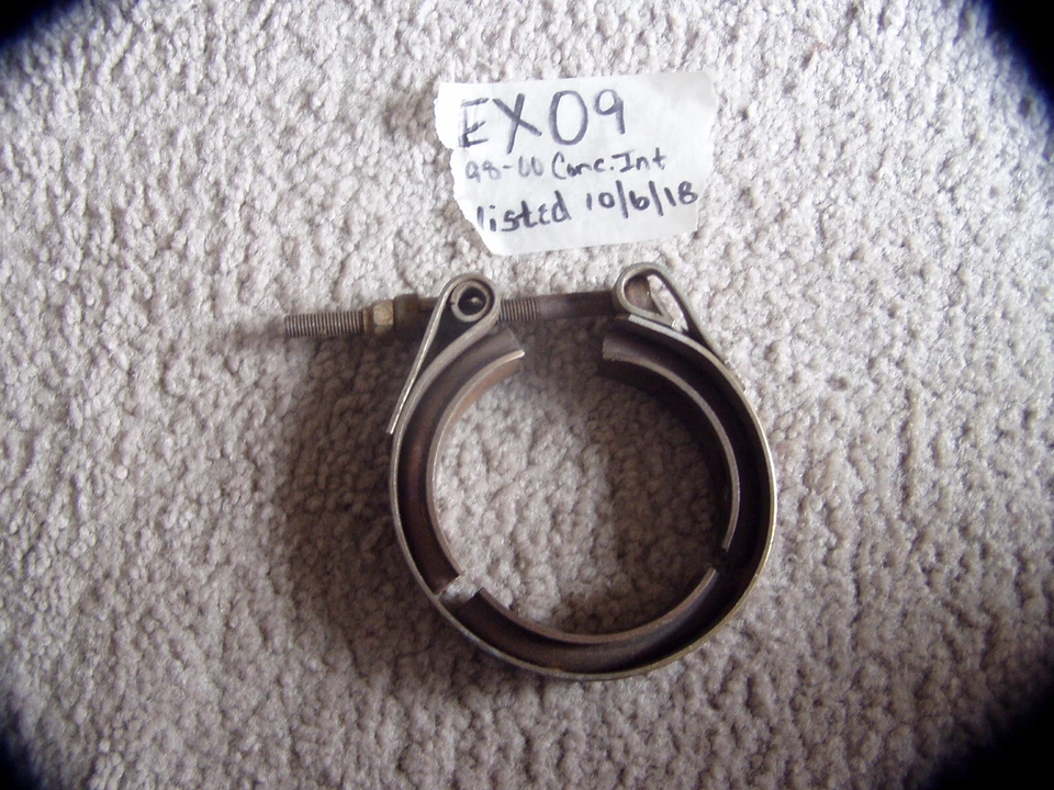 Зажим выпускного коллектора 98 99 00 Dodge Intrepid Chrysler Concorde 4581013AC - Изображение 1 из 1