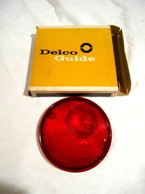 Luz trasera de parada redonda para camioneta Chevrolet 1953-66 #5952828 GM Delco nueva de stock Foto 1 de 3