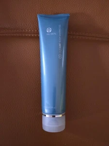NEW Sealed Nu Skin NuSkin ageLOC Body Shaping Gel 150 ml At Home Spa - Picture 1 of 2