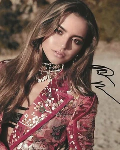 Foto autografiada de Isabela Merced 8x10 (reproducción) 10 - Imagen 1 de 1