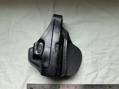 Funda de cuero negra Gould & Goodrich Glock 19 1209 GLOCK 19 B807 para mano derecha Foto 1 de 2