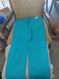UA Scrubs Size Medium Cargo Scrub Pants Turquoise - Picture 1 of 6