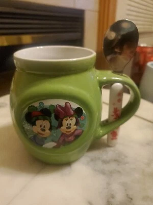 Disney Mickey y Minnie Mouse Navidad Vacaciones Verde Taza de Café Taza de Té Foto 1 de 4