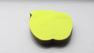 APPLE FRUIT Sticky Note Memo Block 100 Sheets (Sticky Notes Memo Pads) - Picture 1 of 2