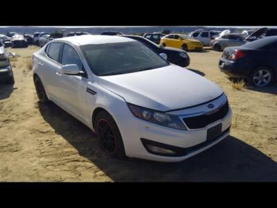 Manija de puerta exterior delantera izquierda usada se adapta a: Kia Optima 2013 montaje puerta cromada Foto 1 de 4