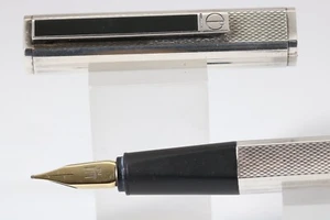 Vintage Alfred Dunhill Silver Plated Gemline Medium Fountain Pen - Picture 1 of 11