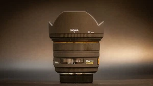 Sigma 50mm F1.4 DG HSM (FX) - Prime Lens - '+Excellent' condition - looks unused - Picture 1 of 10
