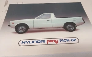 1982 HYUNDAI PONY PICKUP UK Sales Leaflet  - Picture 1 of 2