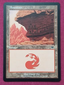 Magic The Gathering ONSLAUGHT MOUNTAIN 345 land card MTG - Picture 1 of 2