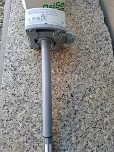 Sensor de humedad y temperatura de conducto Siemens QFM2120, 0–10 V y Ni1000, IP6 - Imagen 1 de 3