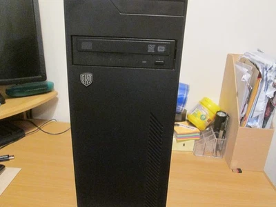 Custom Built Intel i5 4460 3.20 Ghz PC, NVMe/SATA HDDs, 16Gb RAM, DVD/RW, Win 10 - Image 1 of 4