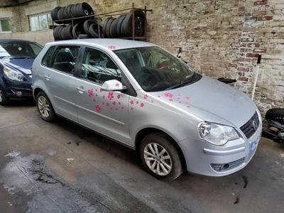 MONTAJE CERRADURA PUERTA DELANTERA DERECHA VOLKSWAGEN POLO 2005 - 2009 3B2837016AA Foto 1 de 4