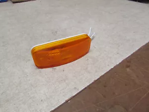 Original Glo Brite 118A/117R RV Trailer Truck Side Marker Light - Amber Lens - Picture 1 of 4