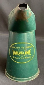 VALVOLINE OIL COMPANY QUART JUG POURER GAS STATION GARAGE MOTOR LUBRICANTS - Picture 1 of 10