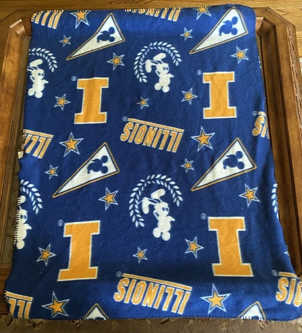 NCAA Illinois Fighting Illini Disney Mickey Mouse 50"x36" Throw Blanket Cover