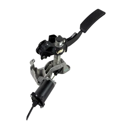 2004-2005 Nissan Armada Titan Gas Accelerator Pedal w/ Adjustable # 18002-7S120 - Image 1 of 4