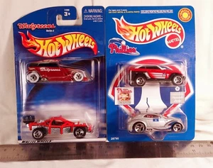 Hot Wheels Paar 2er Packungen - Phillies Game Day und Walgreens - KOSTENLOSER VERSAND! - Bild 1 von 1