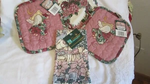 4 Angel Pink Christmas Hot Pads Oven Dish Cloth  Cranberry Green New Cottage  - Picture 1 of 10