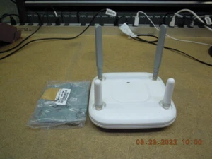 Punto de acceso inalámbrico AIR-CAP2702E-B-K9 Cisco Aironet 2702E + soporte + antenas - Imagen 1 de 9