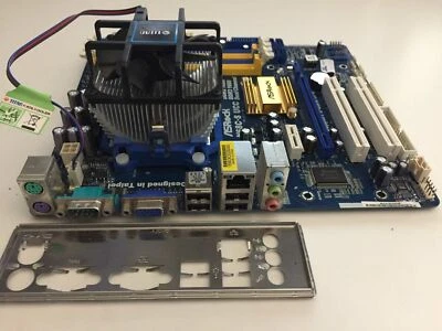 Mainboard ASRock N68C-S UCC + Athlon II X2 250 , Kühler Lüfter Blende  - Bild 1 von 4