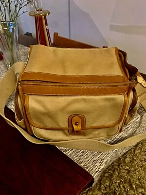 Pre Owed Ghurka Marley Hodgson No 57 “Rangefinder” Khaki Twill Camera Bag - Image 1 of 4