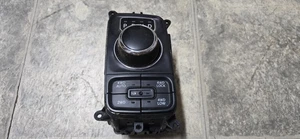 Dodge Ram 18 marchas selector 4x4 botones 68171966AJ - Imagen 1 de 4