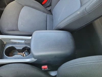 Used Front Lower Center Console fits: 2016 Kia Sportage floor AT conventional ig Foto 1 de 4