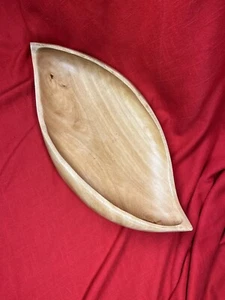 RORO Natural Wood Organic Shape Bowl Leaf Rose Petal Light Wood Hand Made Bowl - Picture 1 of 6